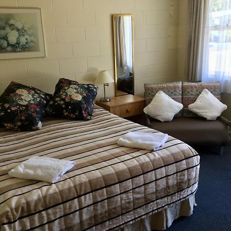 Alma Motel Oamaru Buitenkant foto